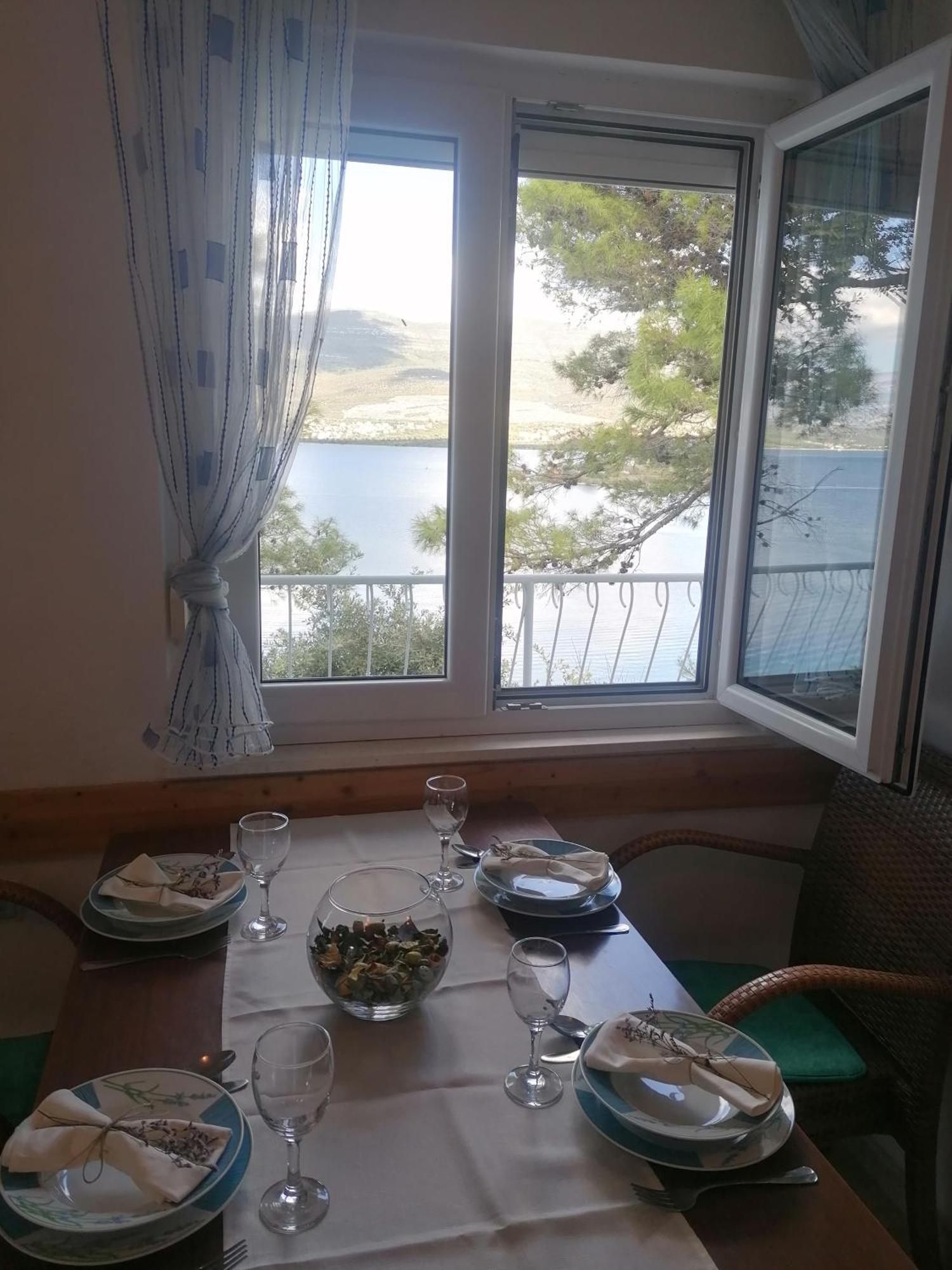 Apartman Volarevic Donji Karin Zewnętrze zdjęcie